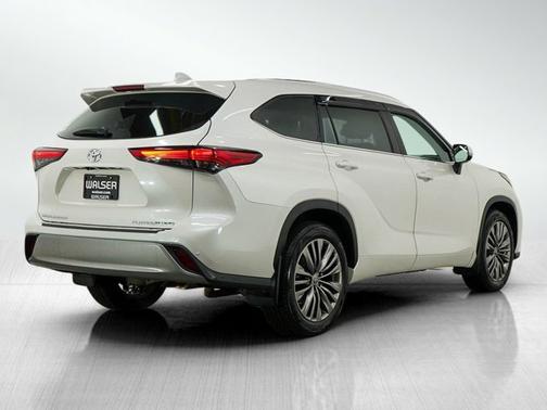 2020 Toyota Highlander Platinum