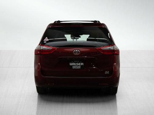 2017 Toyota Sienna XLE Premium