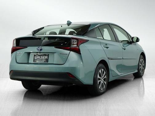 2020 Toyota Prius LE