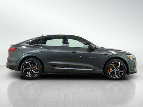 2023 Audi e-tron Sportback S line Premium Plus
