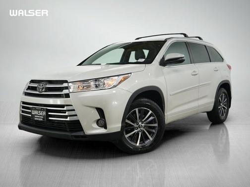 Blizzard Pearl 2017 Toyota Highlander XLE