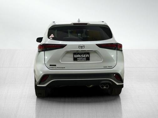 2025 Toyota Highlander XSE