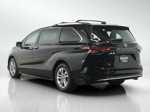 2024 Toyota Sienna Limited