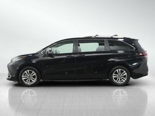 2024 Toyota Sienna Limited