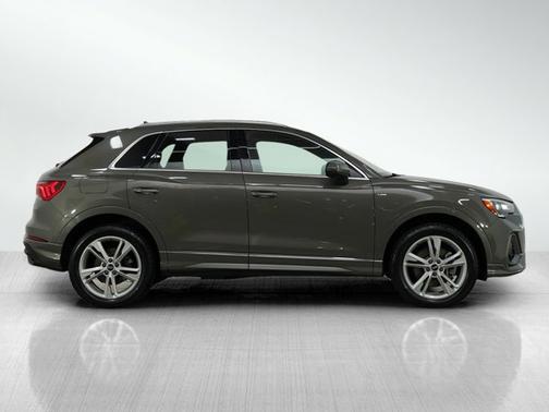 2021 Audi Q3 S line Premium