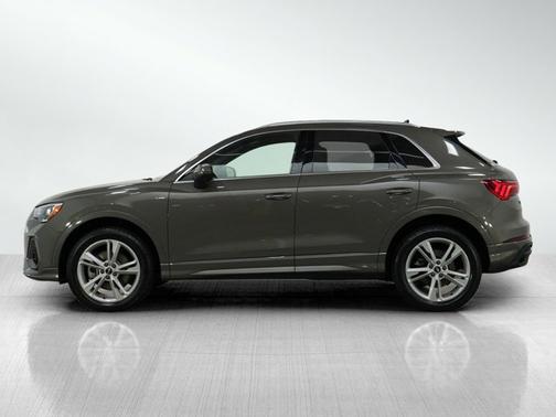 2021 Audi Q3 S line Premium