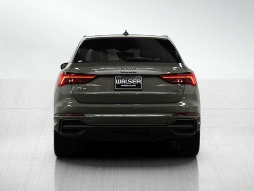2021 Audi Q3 S line Premium