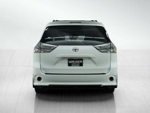 2017 Toyota Sienna SE
