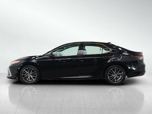 2022 Toyota Camry XLE