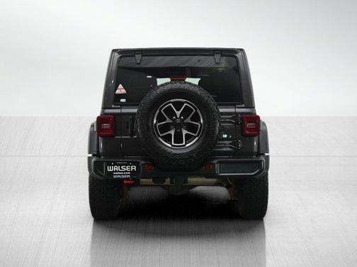 Granite Crystal Metallic Clearcoat 2025 Jeep Wrangler Rubicon