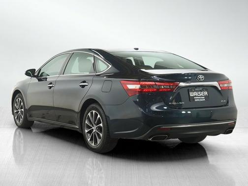 2018 Toyota Avalon XLE