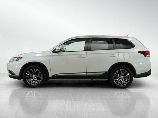 2016 Mitsubishi Outlander SE