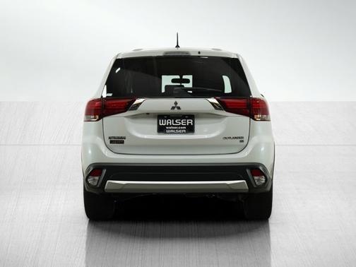 2016 Mitsubishi Outlander SE