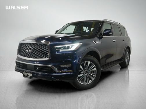 2024 INFINITI QX80 LUXE