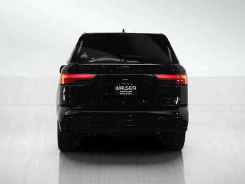 2025 Toyota Sequoia Platinum