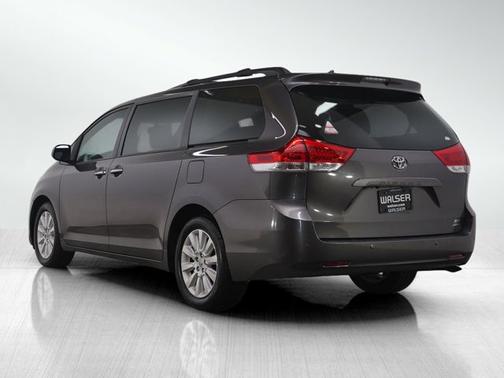 2012 Toyota Sienna XLE