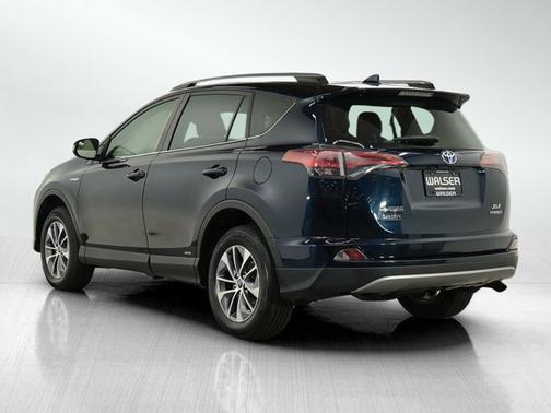 2018 Toyota RAV4 Hybrid XLE