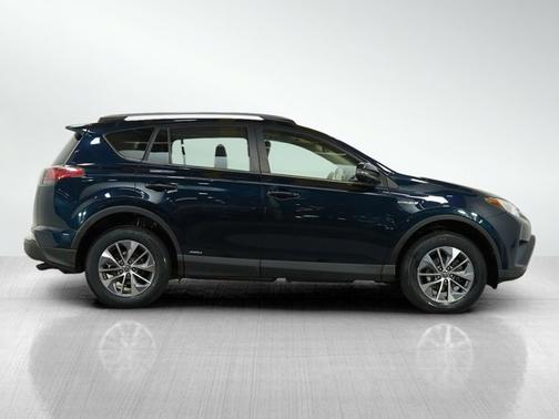 2018 Toyota RAV4 Hybrid XLE