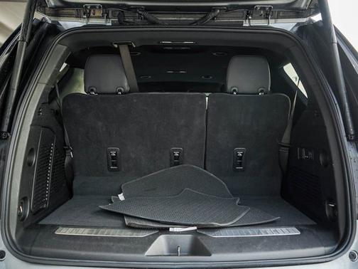 Sterling Metallic 2025 GMC Yukon Denali