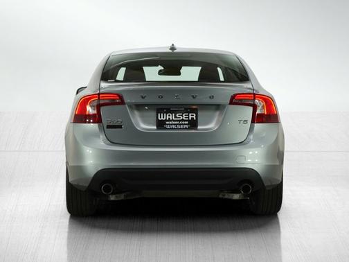 2013 Volvo S60 T5 Premier