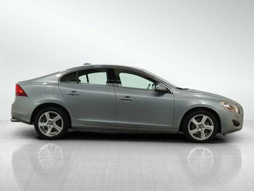 2013 Volvo S60 T5 Premier