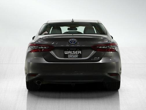 2021 Toyota Camry Hybrid XLE