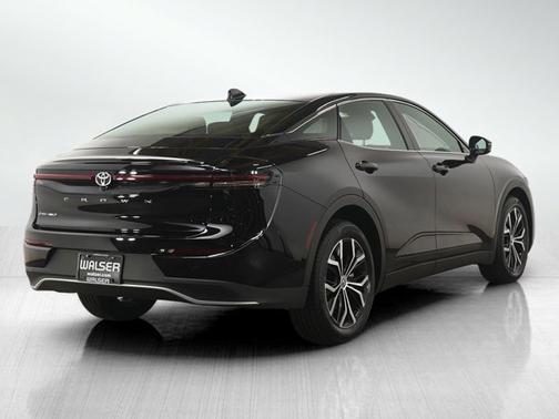 2025 Toyota Crown XLE