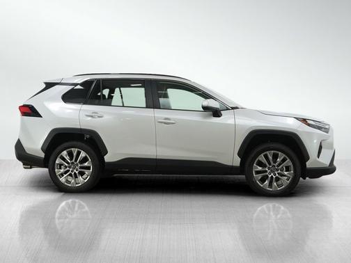 Wind Chill Pearl 2025 Toyota RAV4 XLE Premium