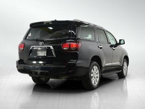 2022 Toyota Sequoia Platinum