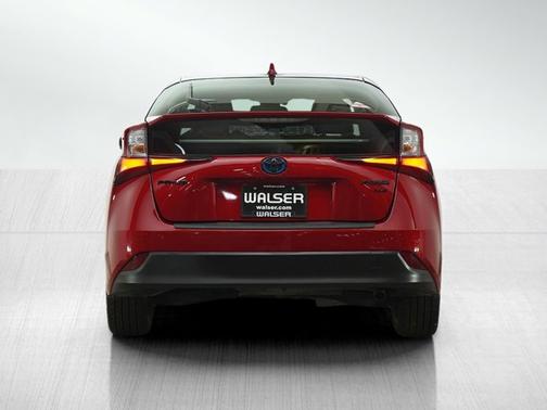 Supersonic Red 2021 Toyota Prius XLE