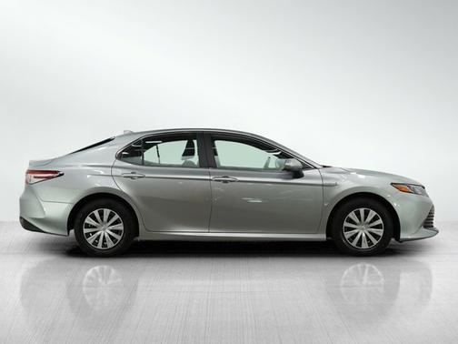2020 Toyota Camry Hybrid LE
