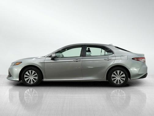 2020 Toyota Camry Hybrid LE