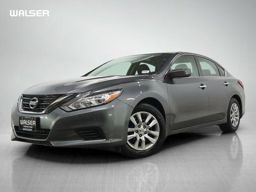 Gun Metallic 2016 Nissan Altima 2.5 S