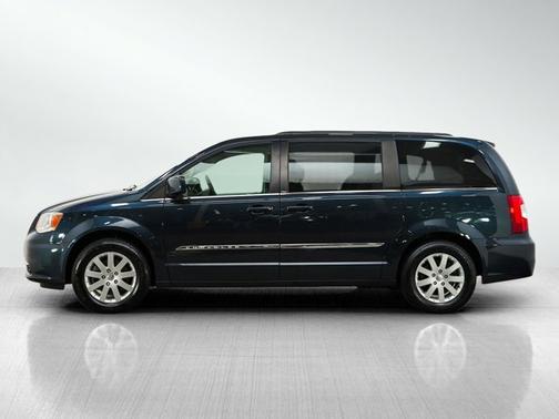 Maximum Steel Metallic Clearcoat 2014 Chrysler Town & Country Touring