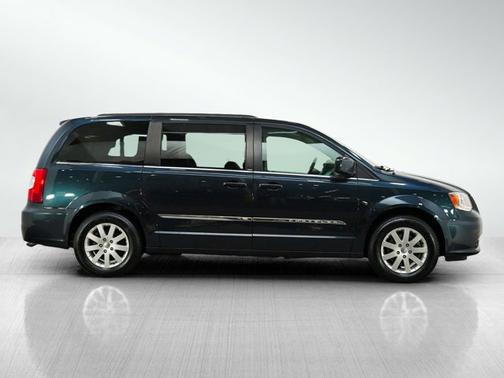 Maximum Steel Metallic Clearcoat 2014 Chrysler Town & Country Touring