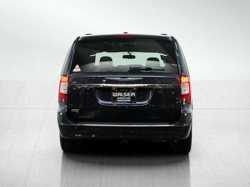 Maximum Steel Metallic Clearcoat 2014 Chrysler Town & Country Touring