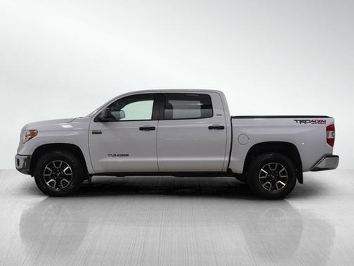 Super White 2016 Toyota Tundra SR5