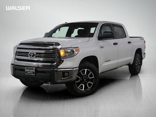 Super White 2016 Toyota Tundra SR5