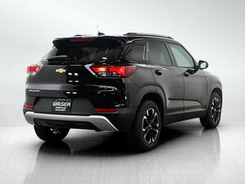 Mosaic Black Metallic 2021 Chevrolet Trailblazer LT