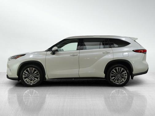 Blizzard Pearl 2021 Toyota Highlander Platinum