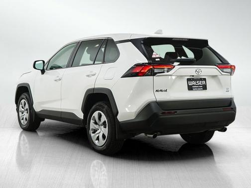 Ice Cap 2025 Toyota RAV4 LE