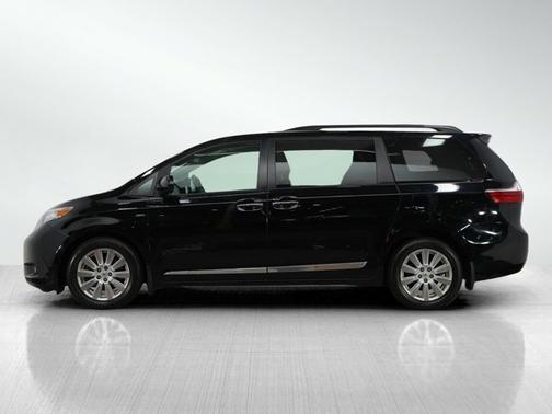 2017 Toyota Sienna XLE Premium