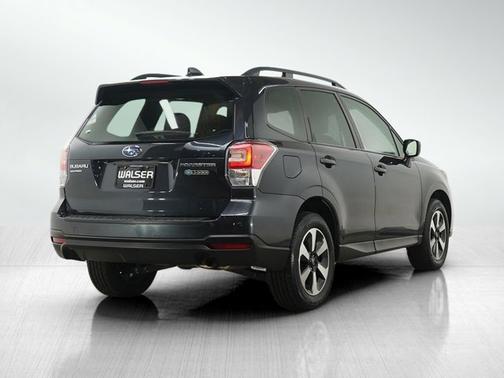 Dark Gray Metallic 2018 Subaru Forester 2.5i Premium