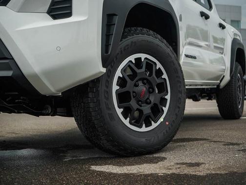 Ice Cap 2026 Toyota Tacoma Base
