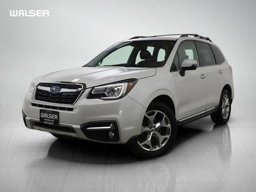 Crystal White Pearl 2017 Subaru Forester 2.5i Touring