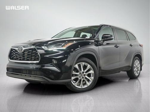 Midnight Black Metallic 2024 Toyota Highlander Limited