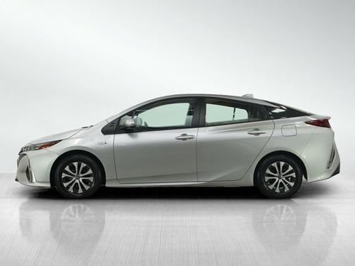 2022 Toyota Prius Prime XLE