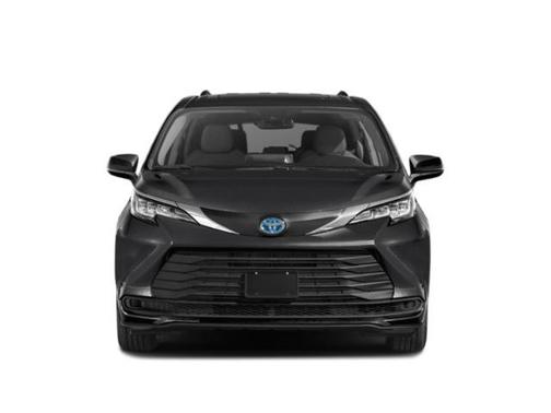 Midnight Black Metallic 2024 Toyota Sienna LE