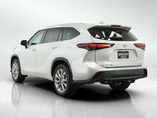 Wind Chill Pearl 2025 Toyota Highlander Hybrid Hybrid Limited
