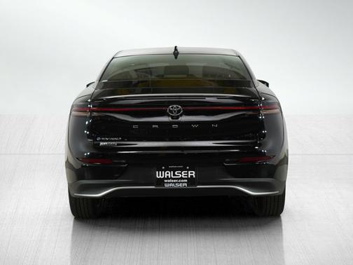 2024 Toyota Crown XLE